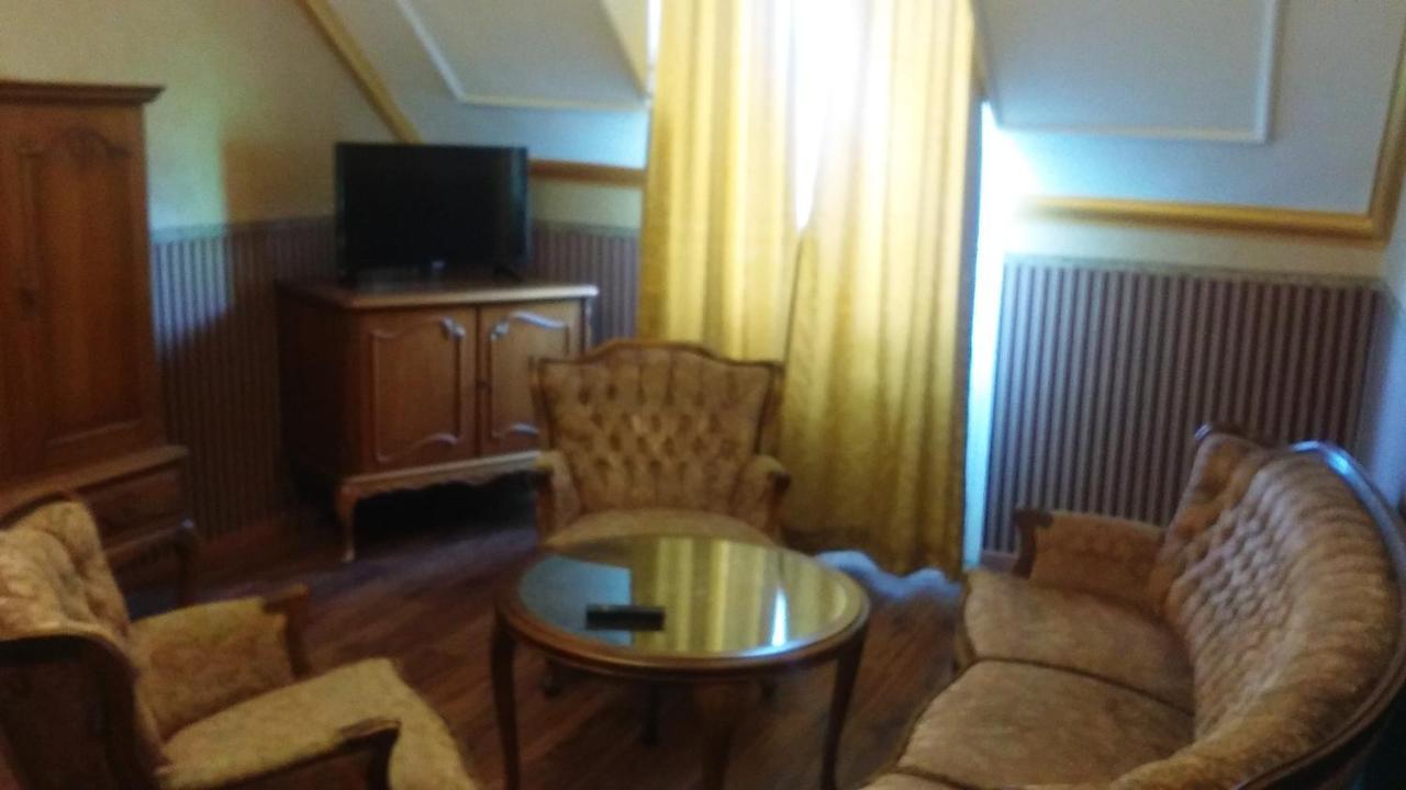 Siesta Club Apartman ฮอร์กานี ภายนอก รูปภาพ