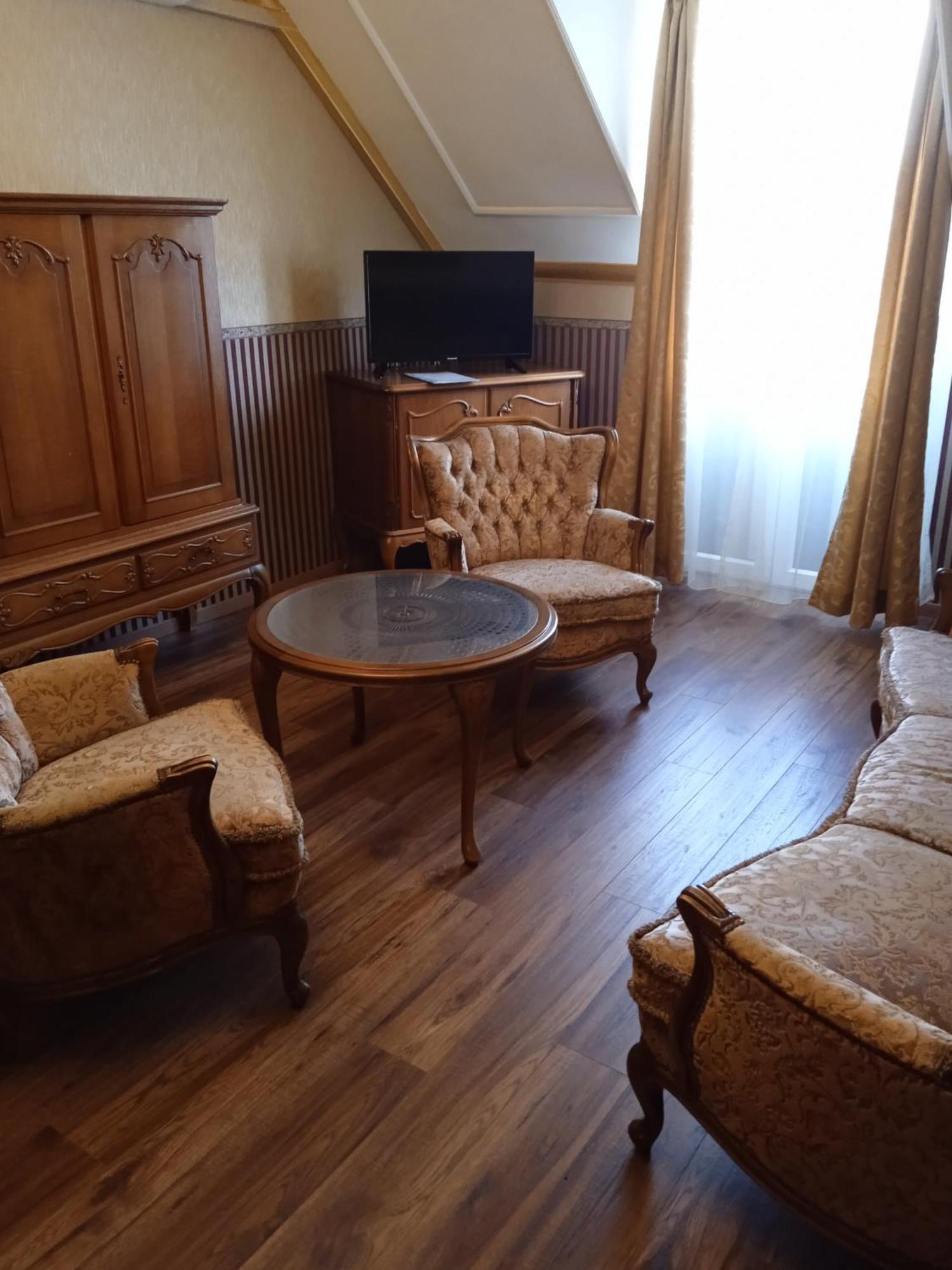 Siesta Club Apartman ฮอร์กานี ภายนอก รูปภาพ