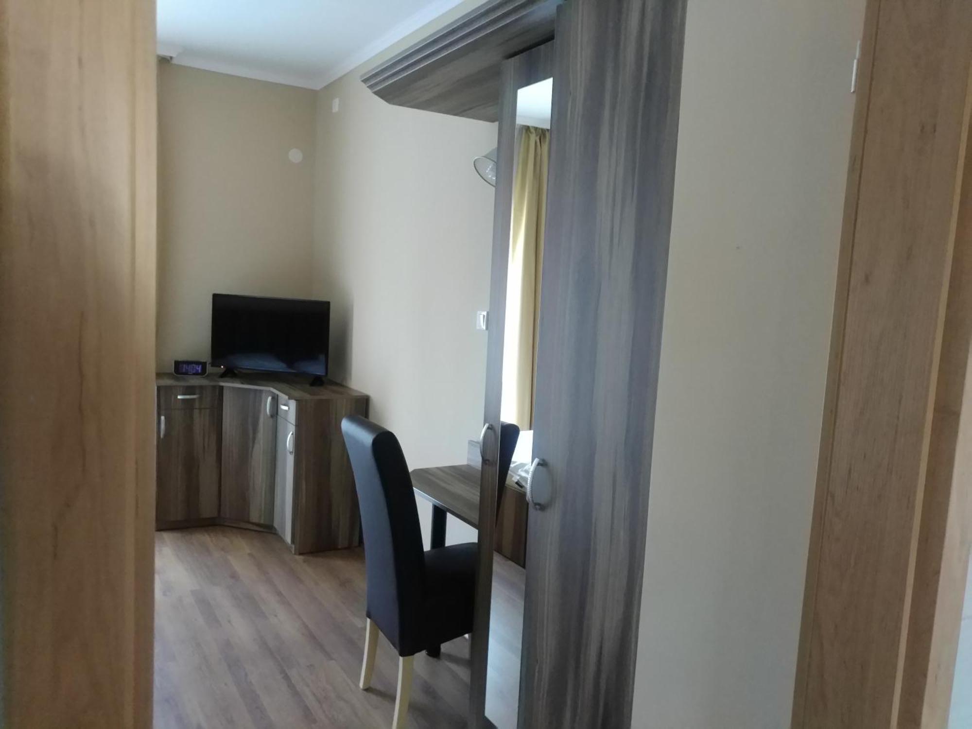 Siesta Club Apartman ฮอร์กานี ภายนอก รูปภาพ